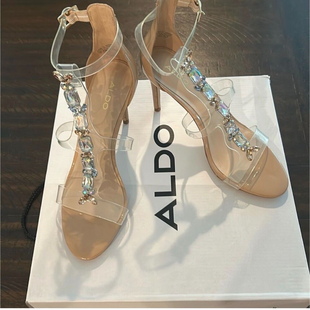 ALDO Weberlaan Nude Clear Rhinestone Gem T-Strap Stiletto Heels Shoes 8 NWB